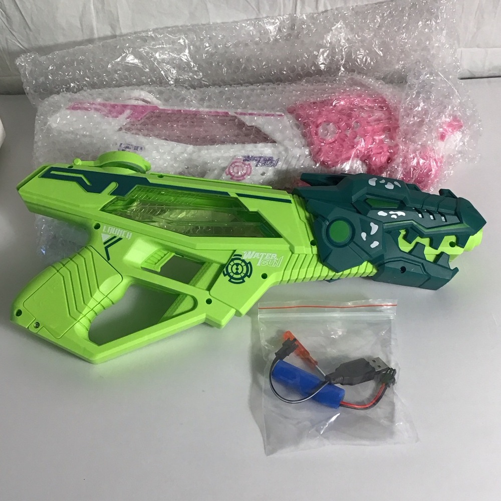 2 Piece Dinosaur Electric Pink and Green Water Gun Set